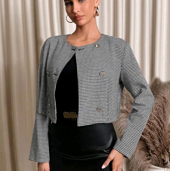 Women Short Lightweight Jacket, Long Sleeve,Houndstooth Print With Metal Button - Picture 1 of 5